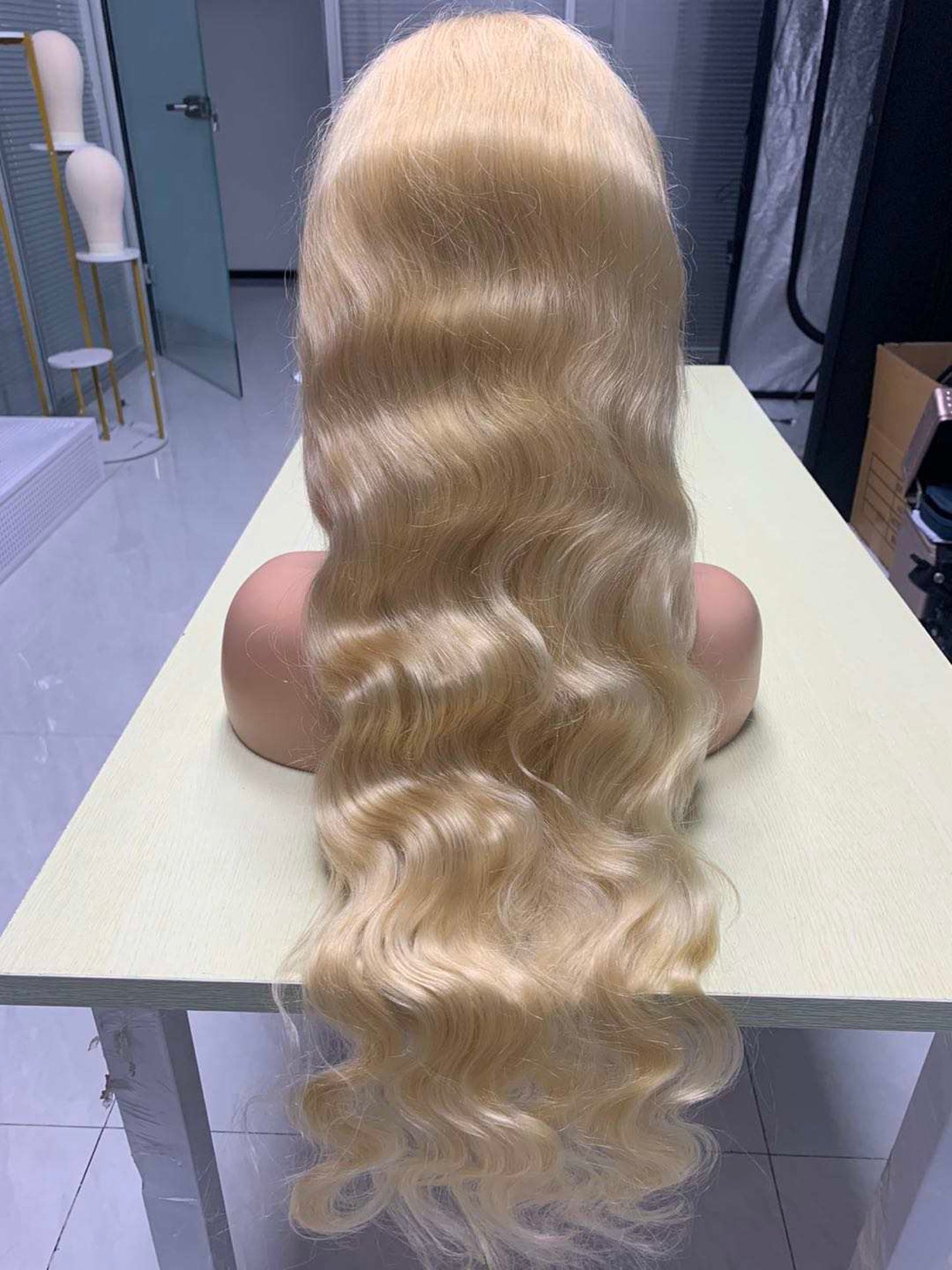 RAW RUSSIAN BLONDE BODY WAVE FRONTAL WIG