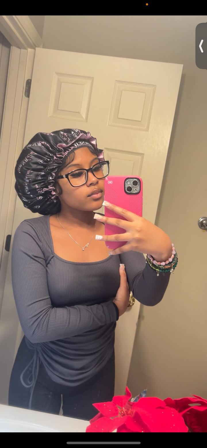 CROWNED BONNET