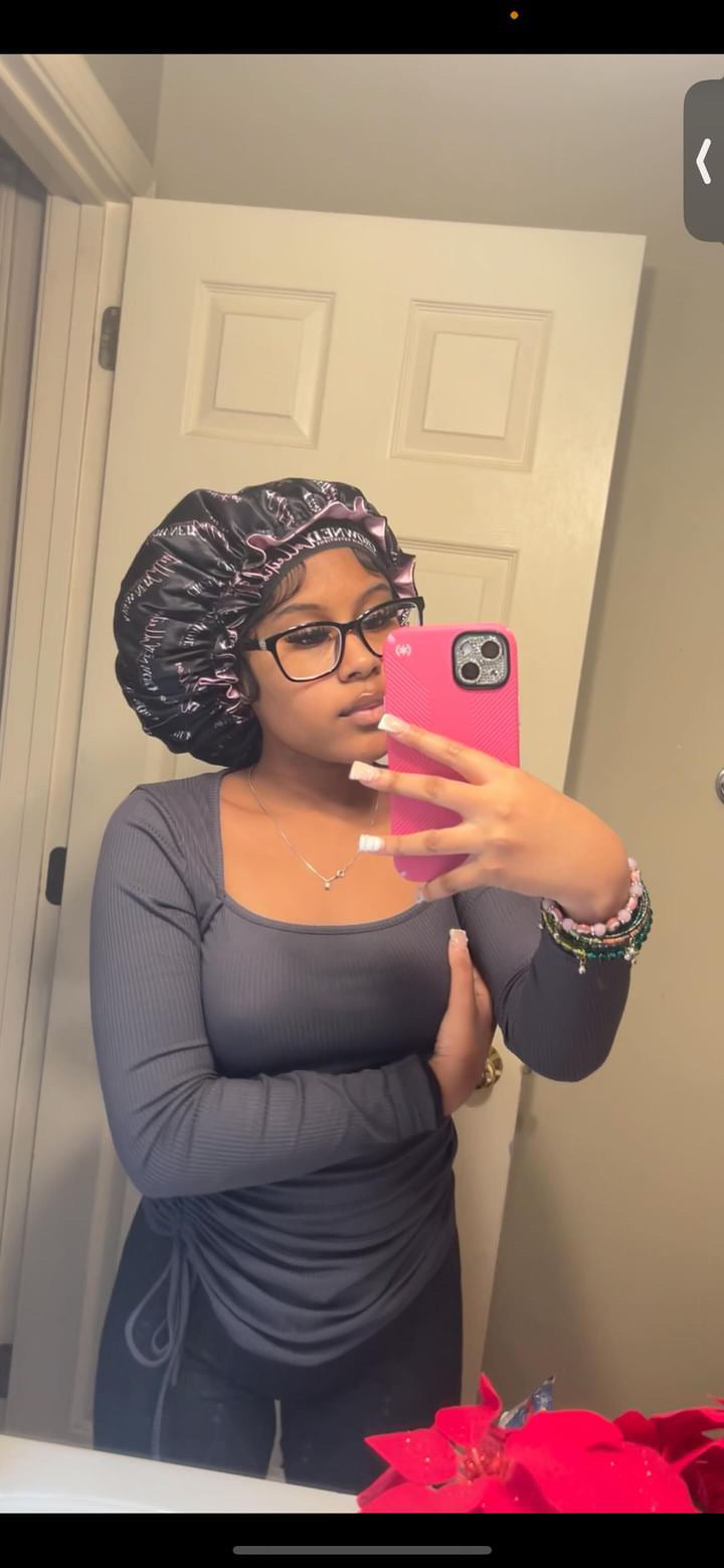 CROWNED BONNET